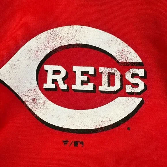 NWT Fanatics Women’s MLB Cincinnati Reds Logo V Neck Pullover Hoodie - Size S - Picture 3 of 10